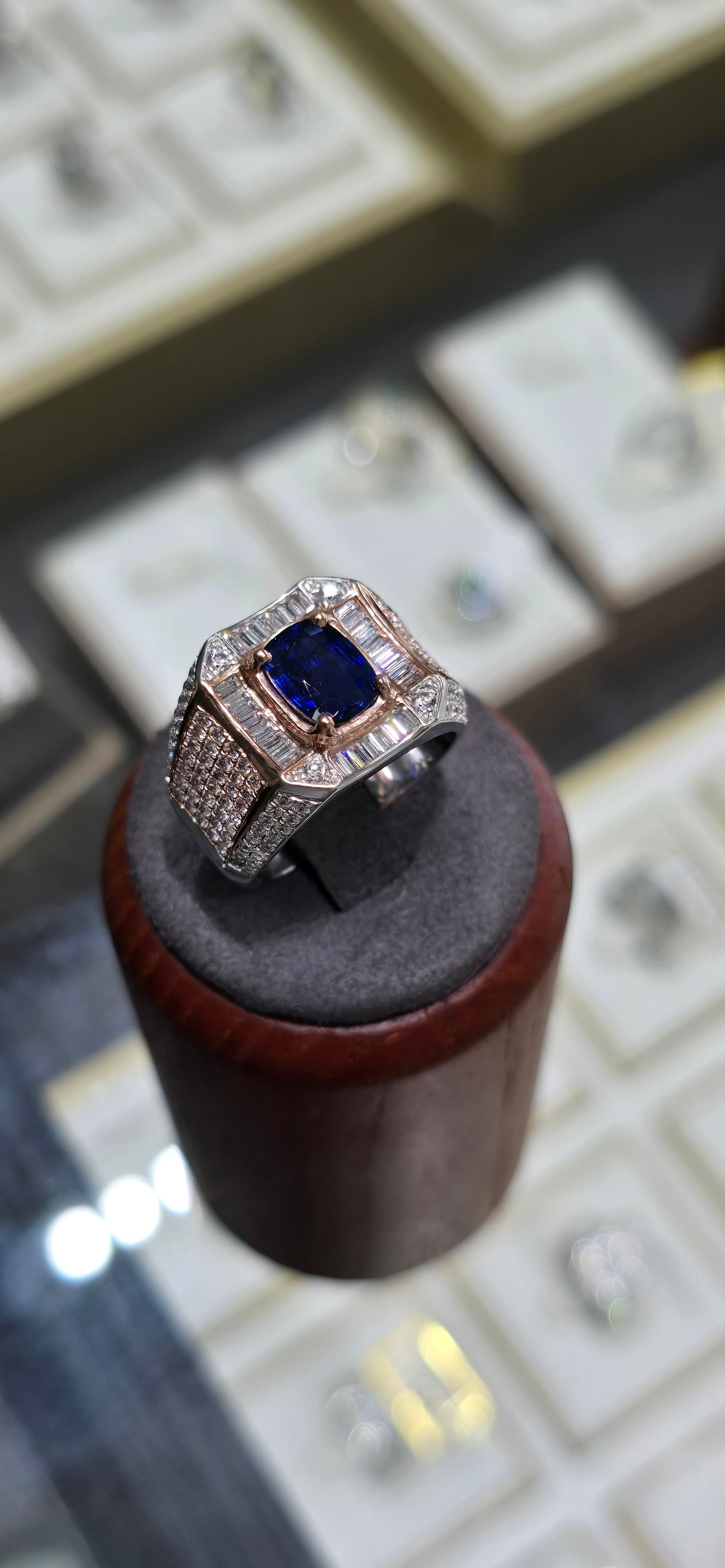 Blue Sapphire Royale – Cincin Lelaki, gambar 3 daripada 5