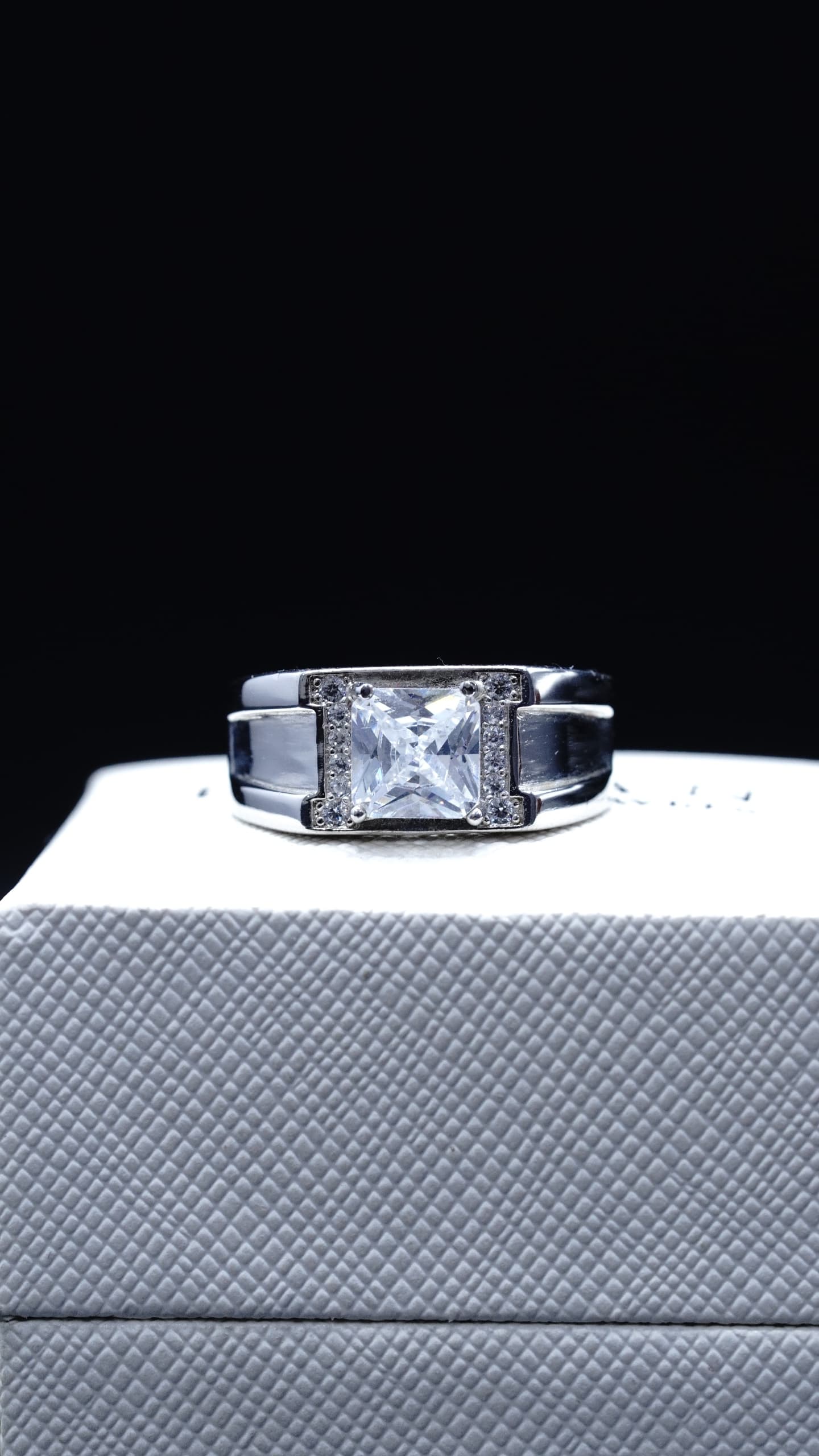 Rzy 017 – Cincin Lelaki, gambar 2 daripada 4