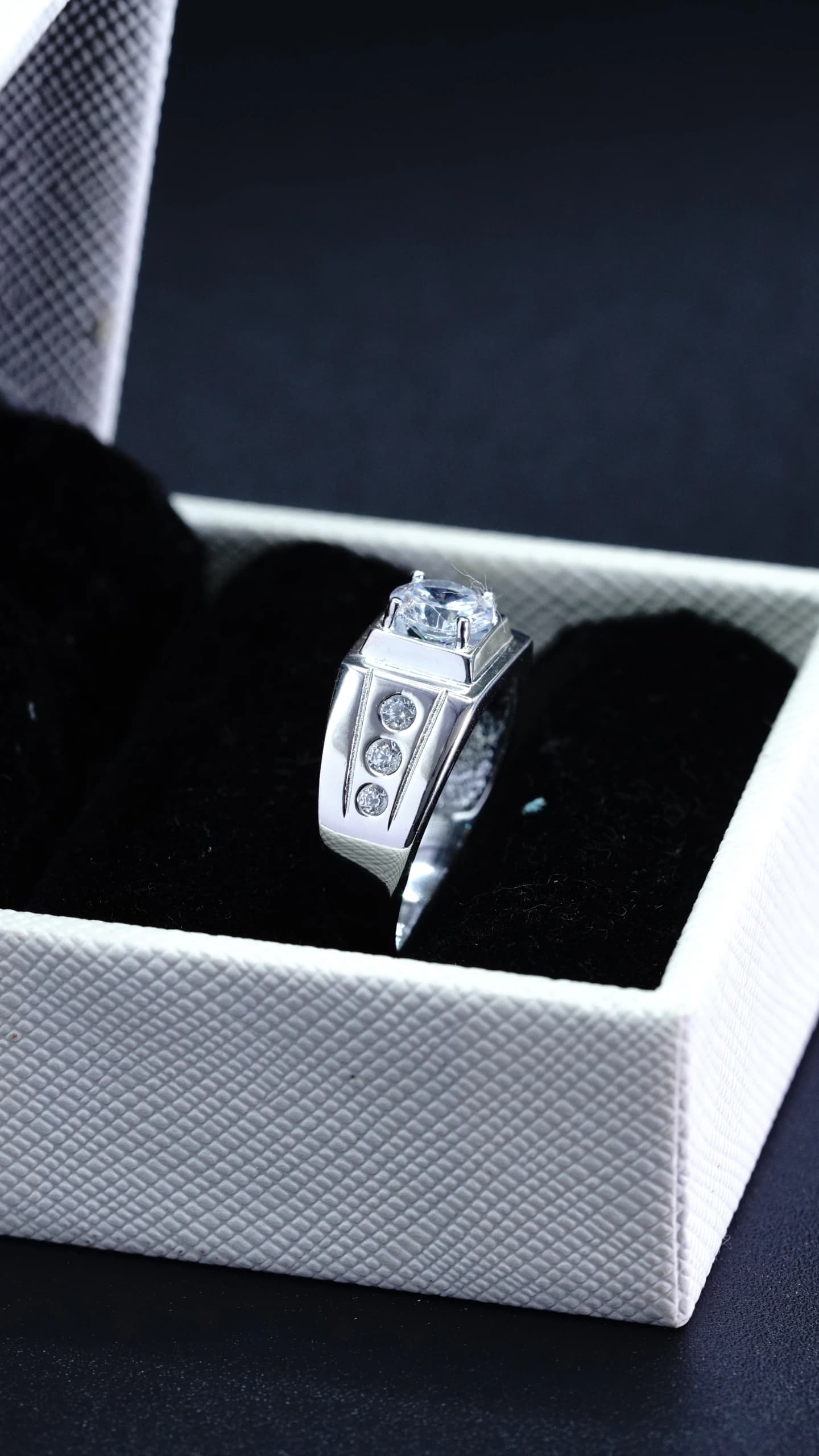 RH3981 – Cincin Lelaki, gambar 3 daripada 4
