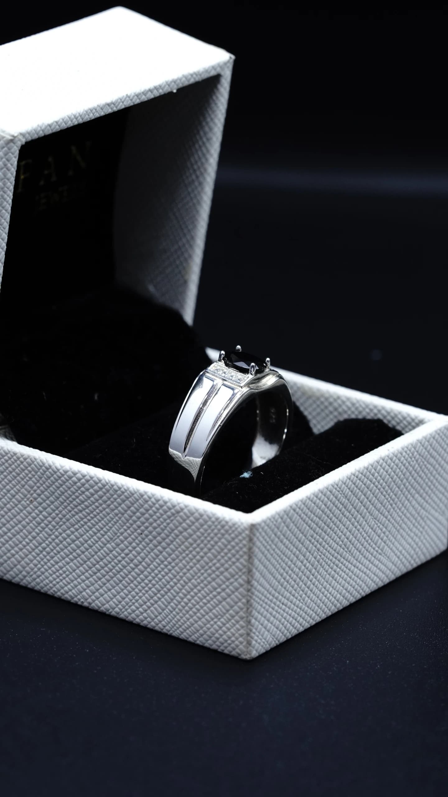 RH4767 – Cincin Lelaki, gambar 4 daripada 9