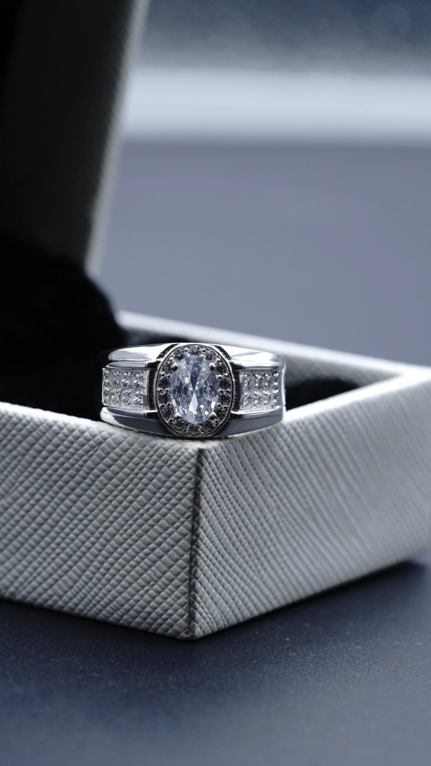RQ008 – Cincin Lelaki, gambar 1 daripada 4