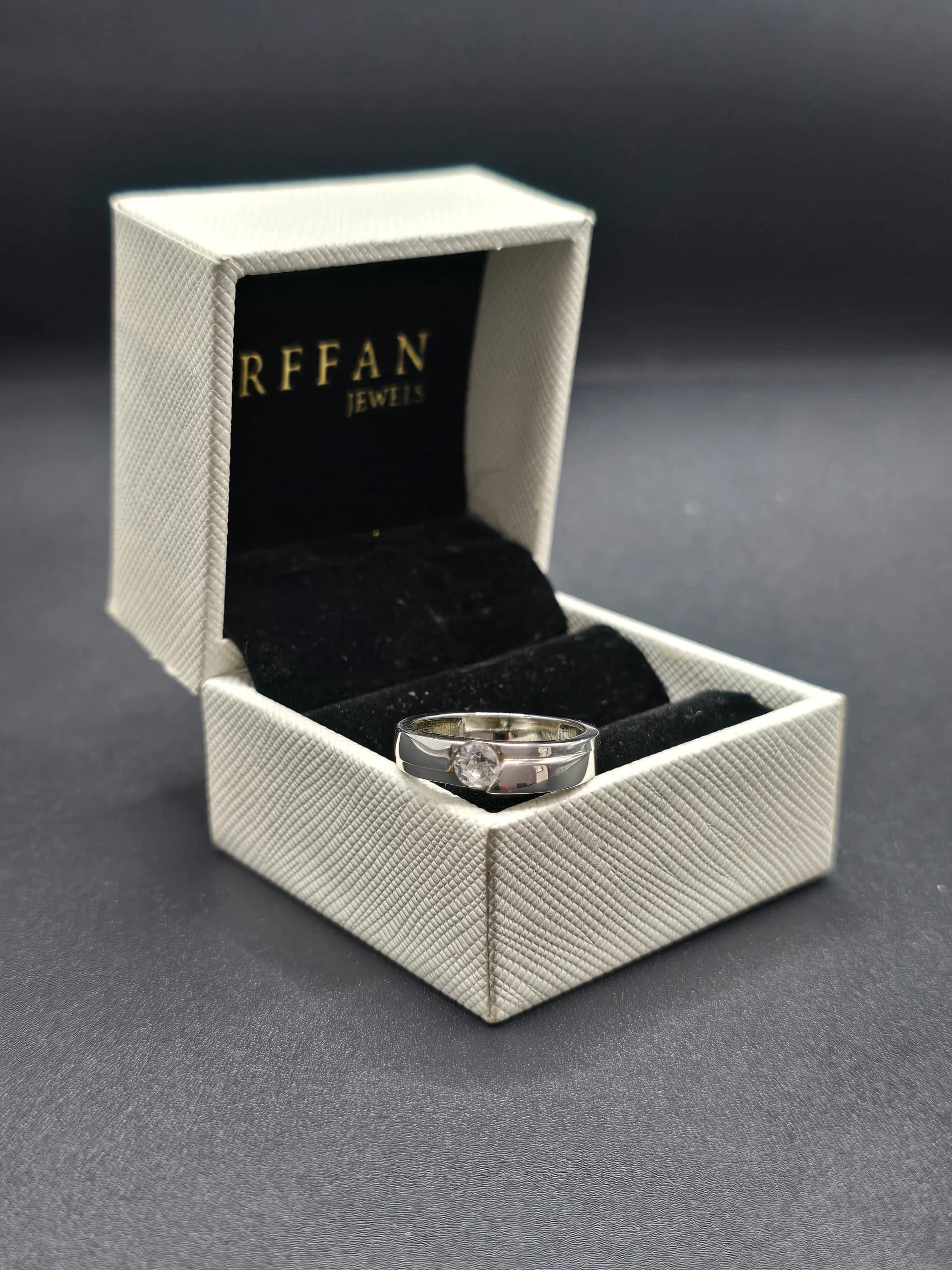 RYY016 – Cincin Lelaki, gambar 1 daripada 3